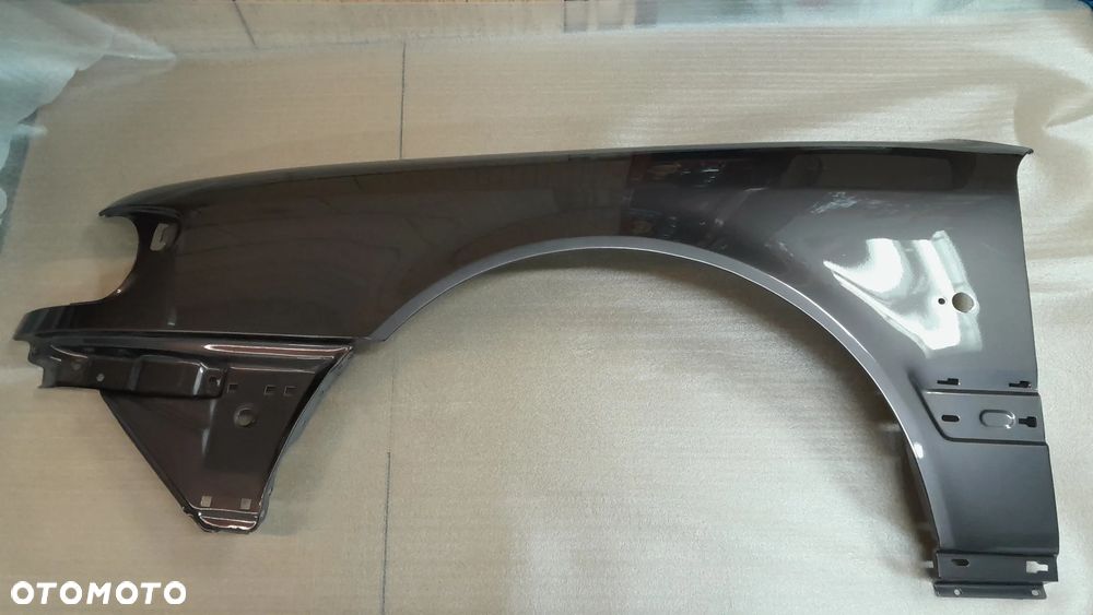 AUDI A6 C4 94-97 rok BŁOTNIK LEWY LUB PRAWY LZ1T CYNK.