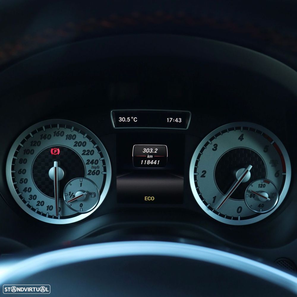 Mercedes-Benz A 200 CDI AMG Line - 17
