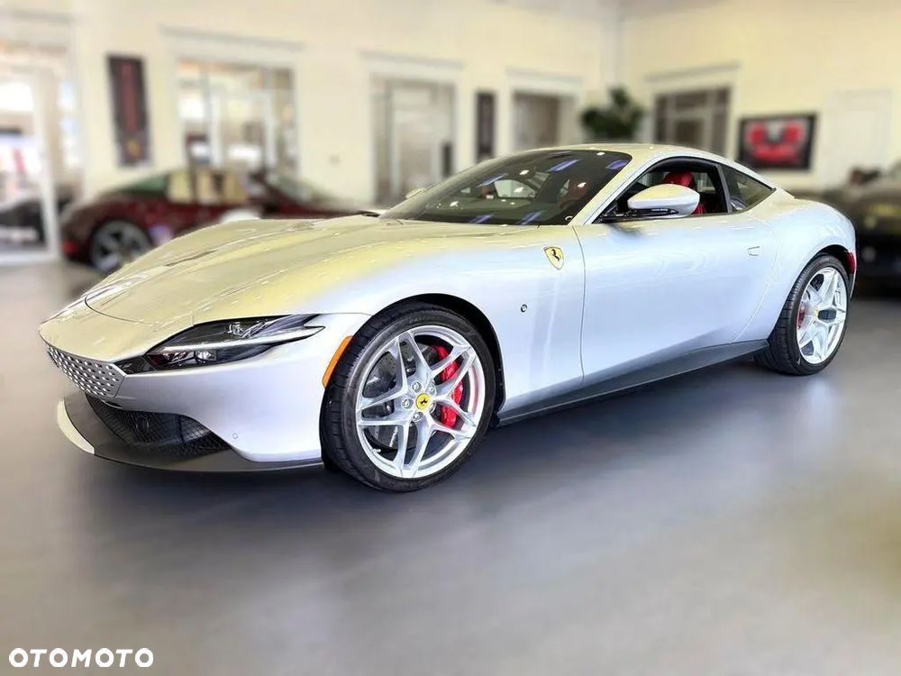 Ferrari Roma - 7