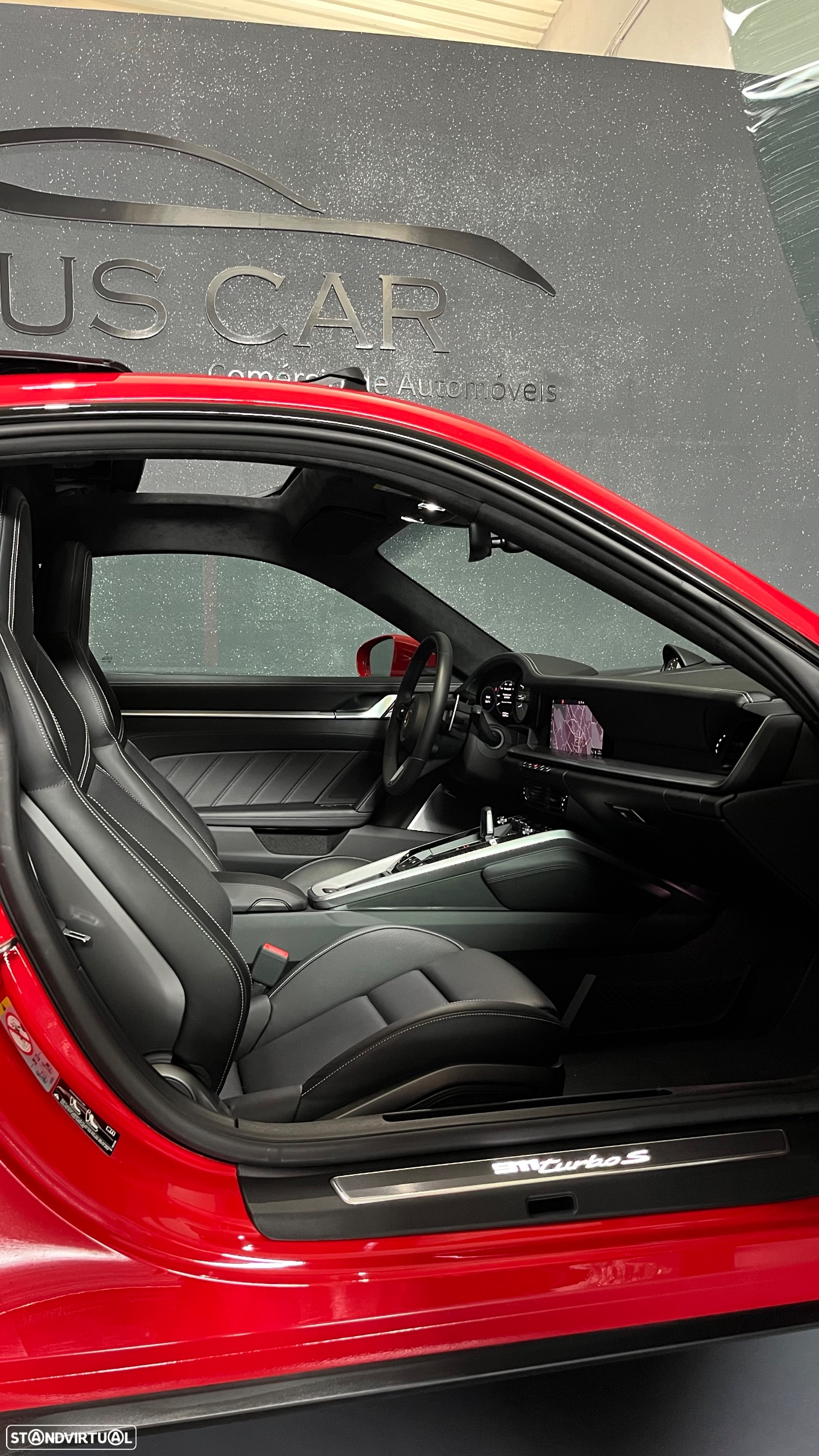 Porsche 911 (992) Turbo S PDK - 32