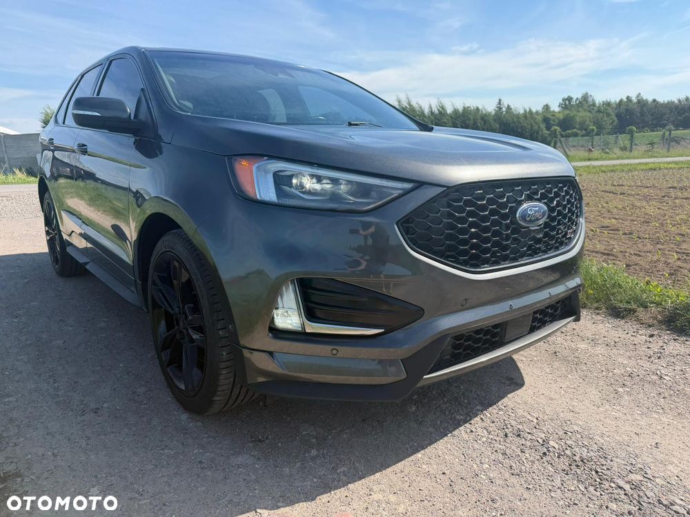 Ford Edge - 1