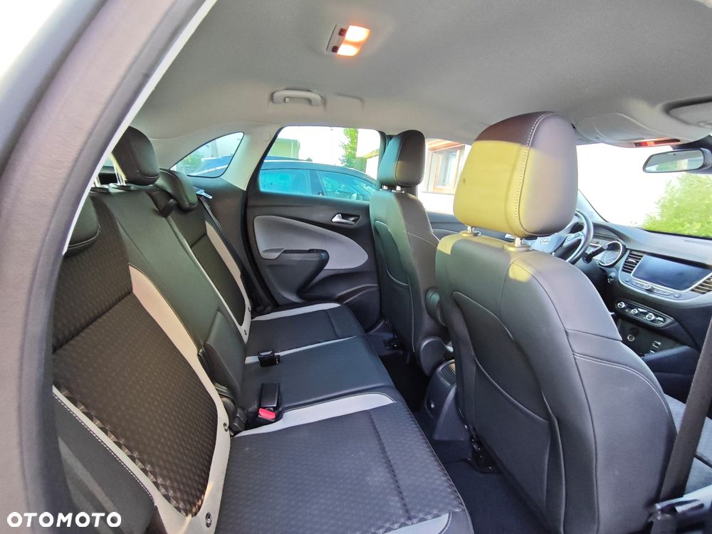 Opel Crossland X - 31
