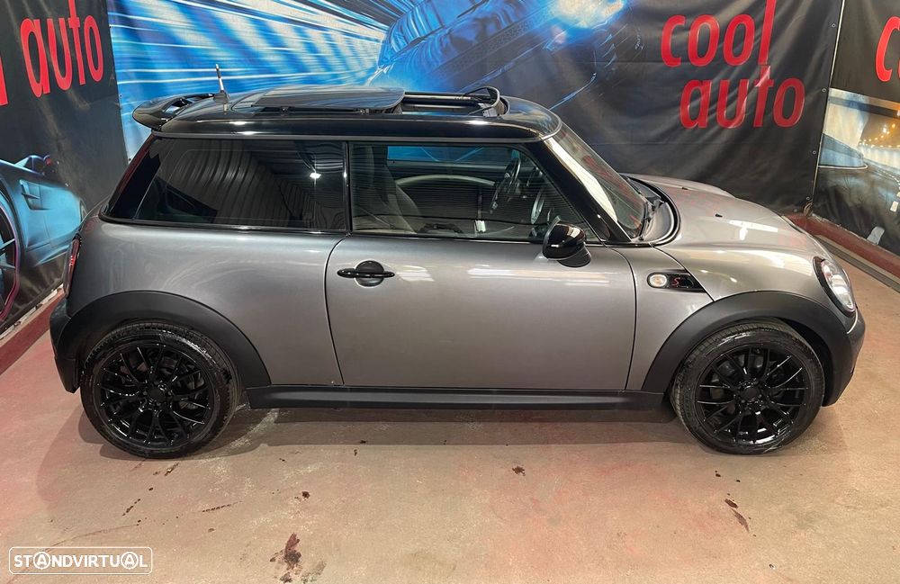 MINI 3 Portas Cooper S - 21