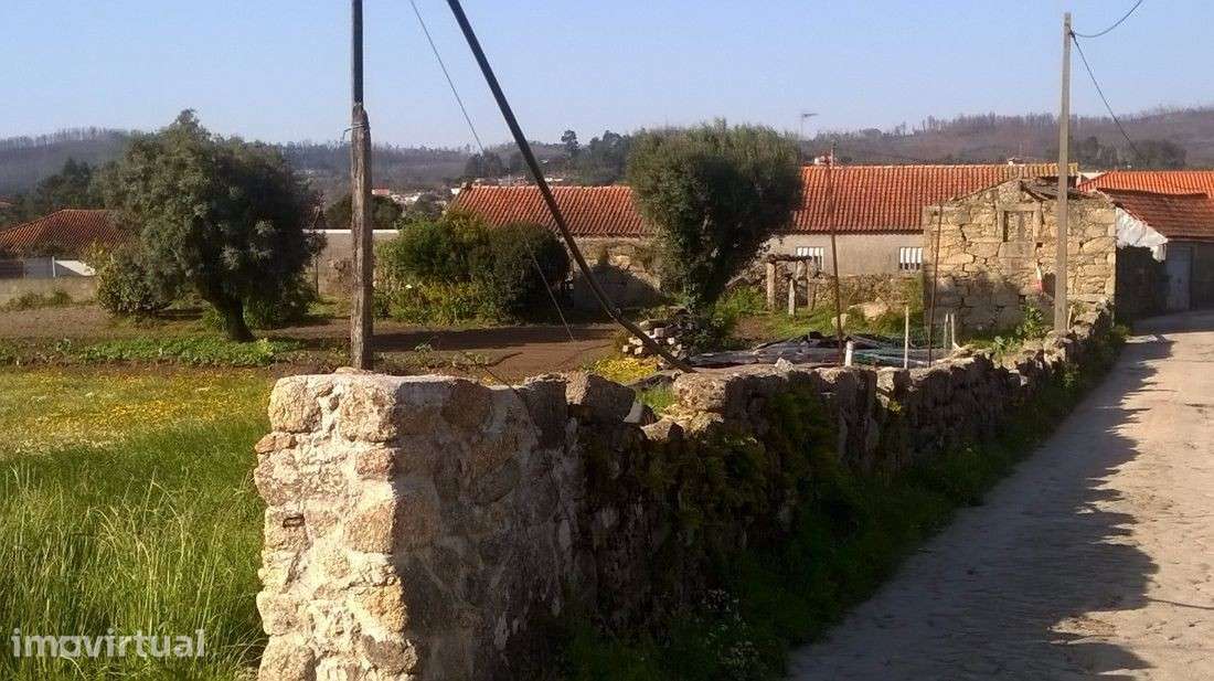Terreno em Vila Cova - Grande imagem: 2/2
