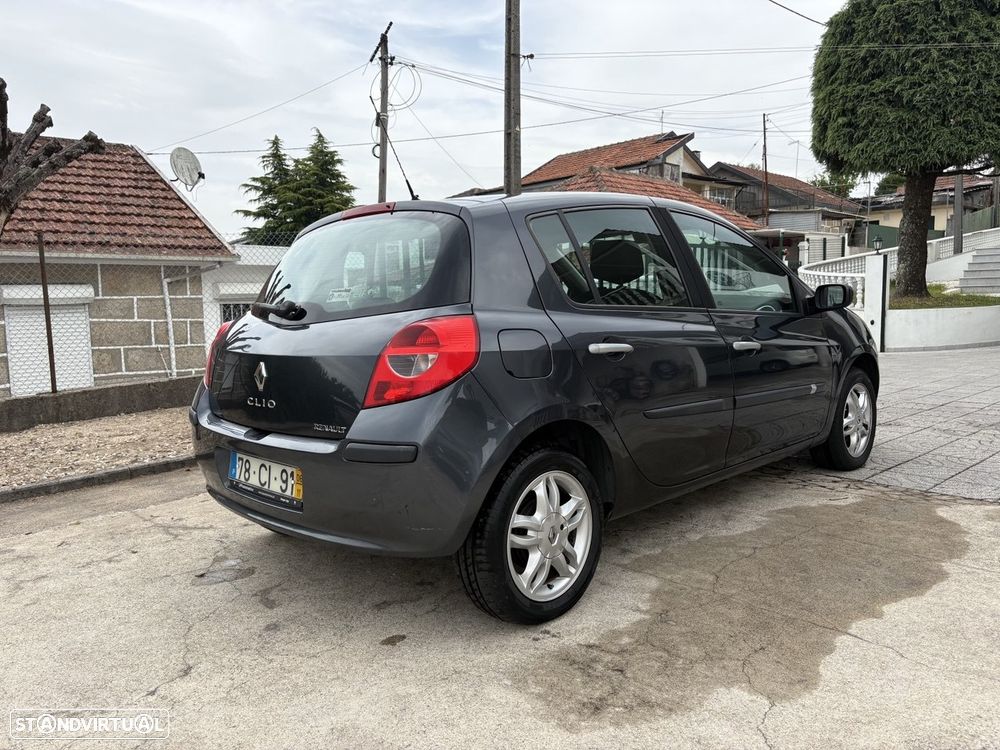 Renault Clio 1.2 16V Dynamique - 5