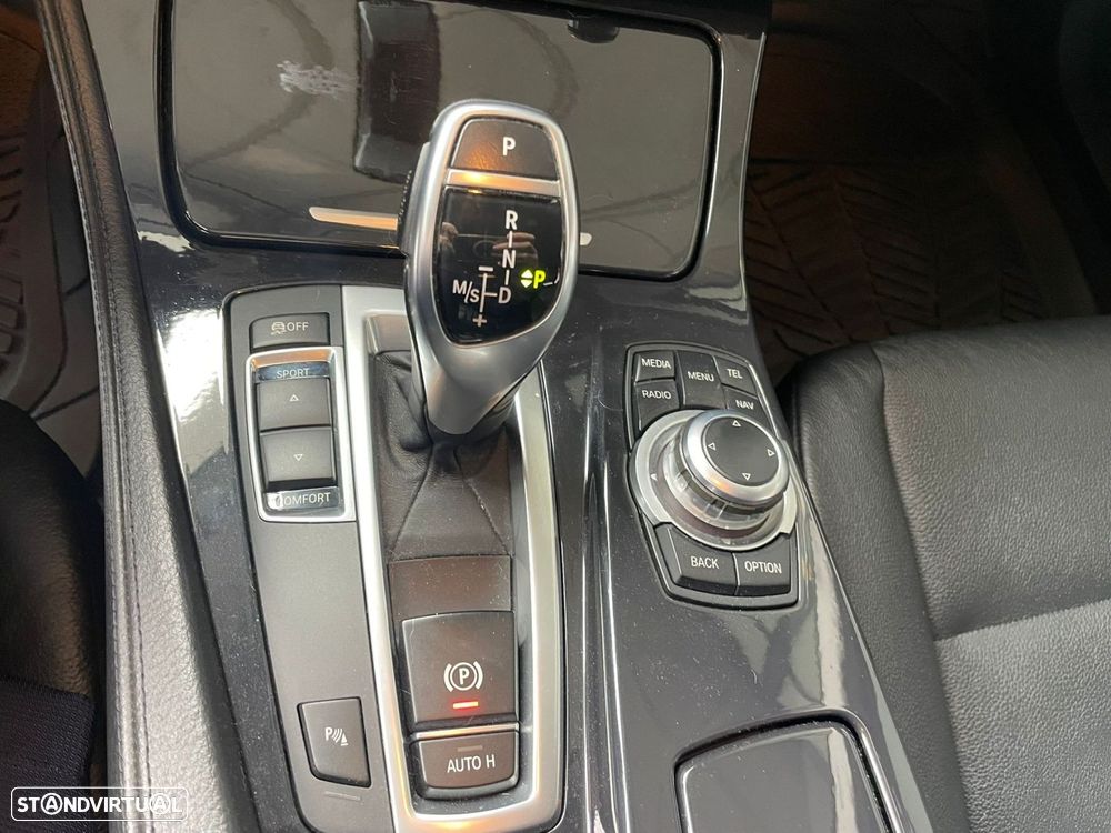 BMW 520 d Auto - 14