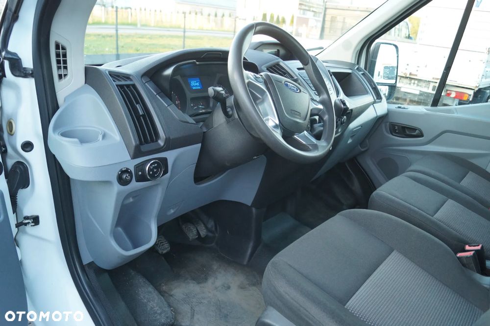 Ford TRANSIT - 21
