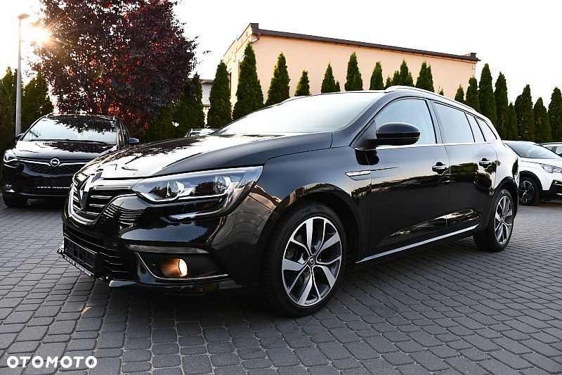 Renault Megane 1.5 dCi Bose EDC - 25