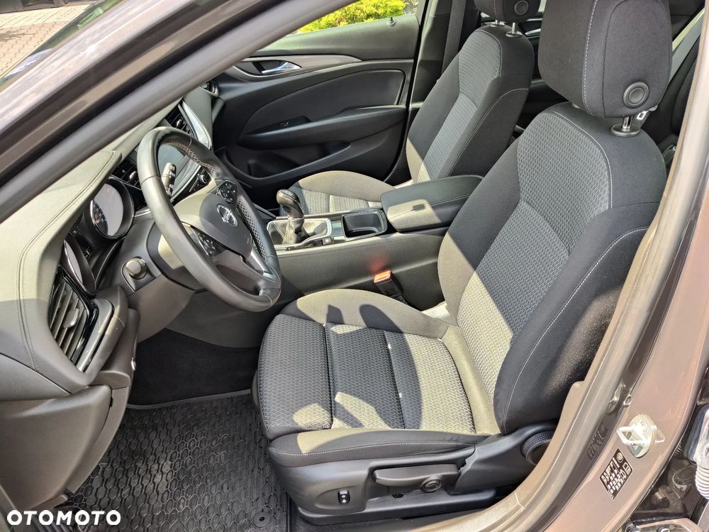 Opel Insignia 1.5 Business - 12