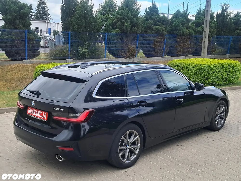 BMW Seria 3 320d Sport Line Shadow - 9