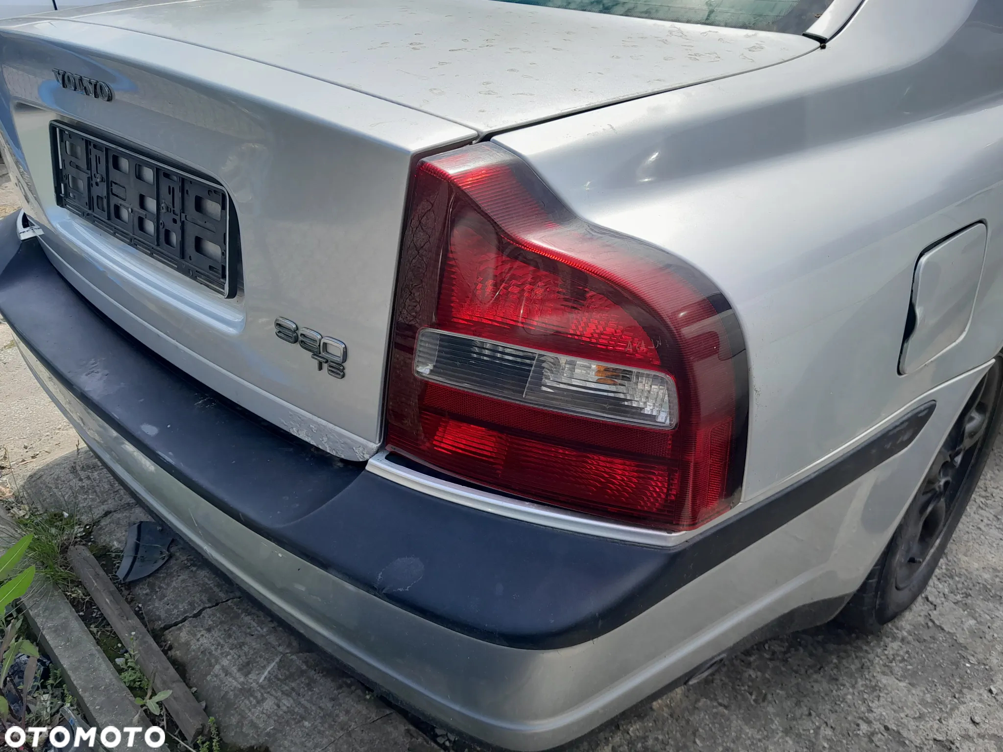 Lampa tylna prawa VOLVO S80 I EU - 2