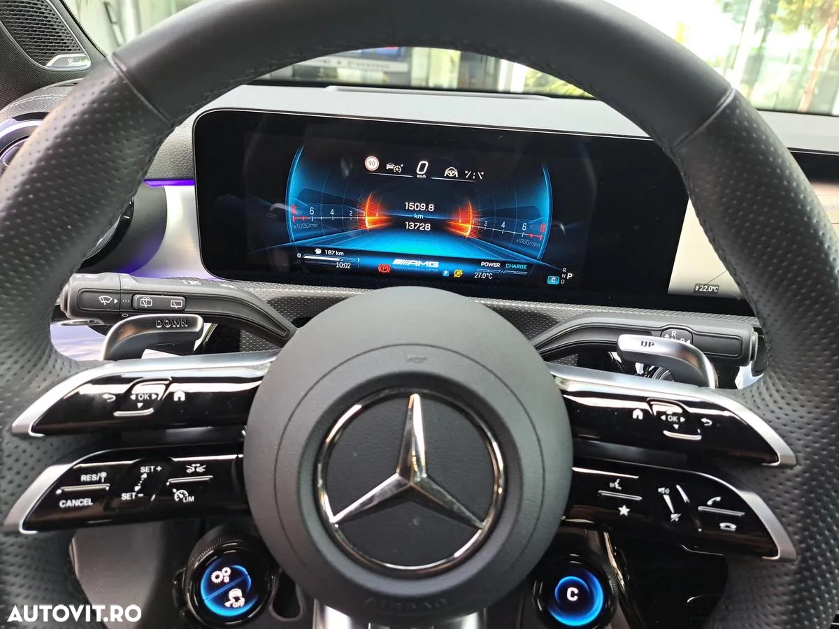 Mercedes-Benz A AMG 35 4MATIC MHEV 8G-DCT - 12