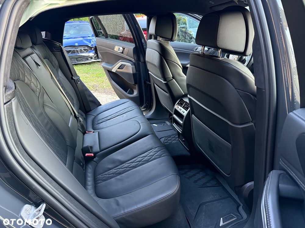BMW X6 - 13