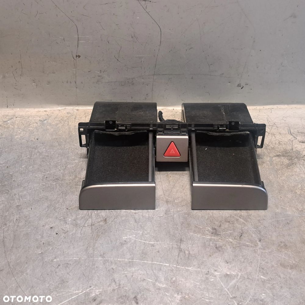 VW PASSAT B6 KOMBI SEDAN CC SZUFLADKI SCHOWEK KIESZONKA 3C0 858 407 EUROPA - 2