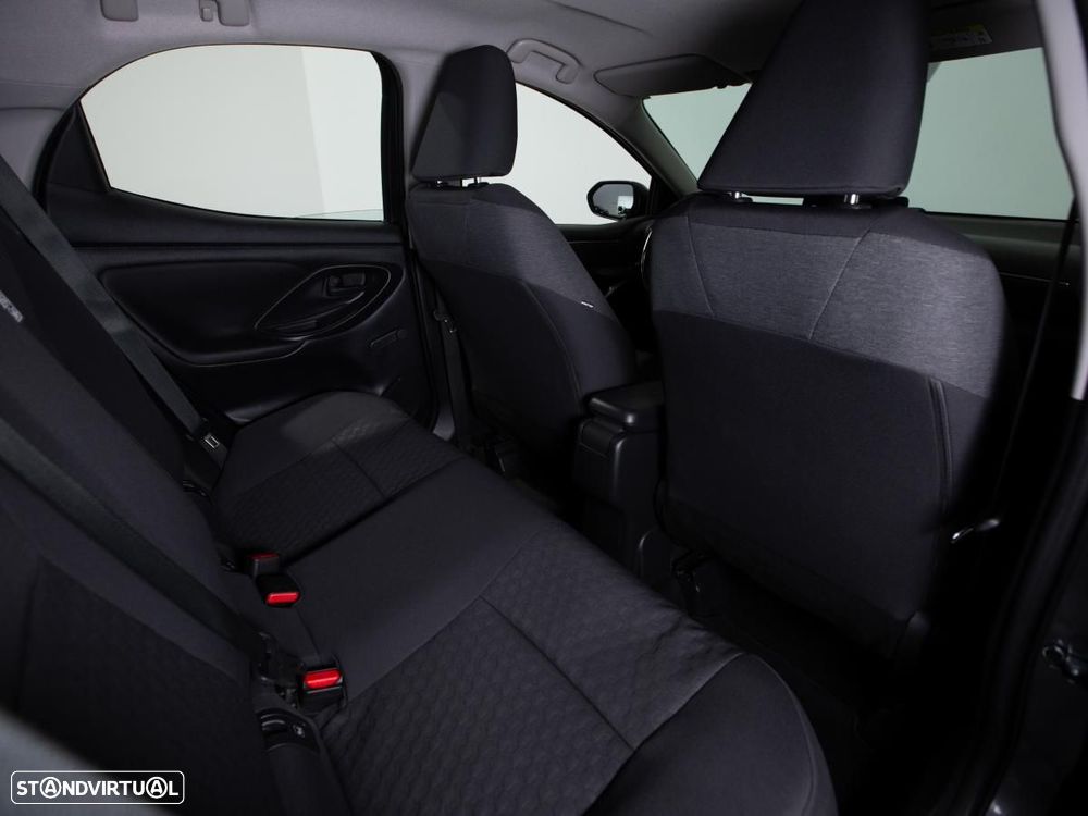 Toyota Yaris 1.5 HDF Comfort Plus - 10