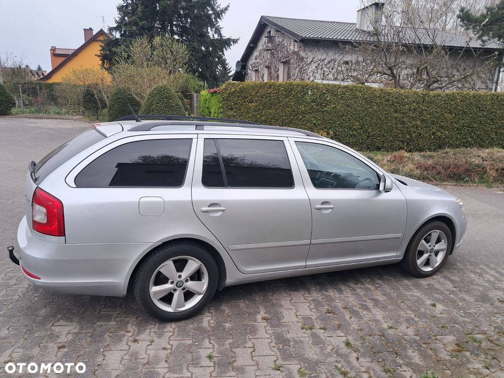 Skoda Octavia 1.8 TSI IMPULS EDITION - 8