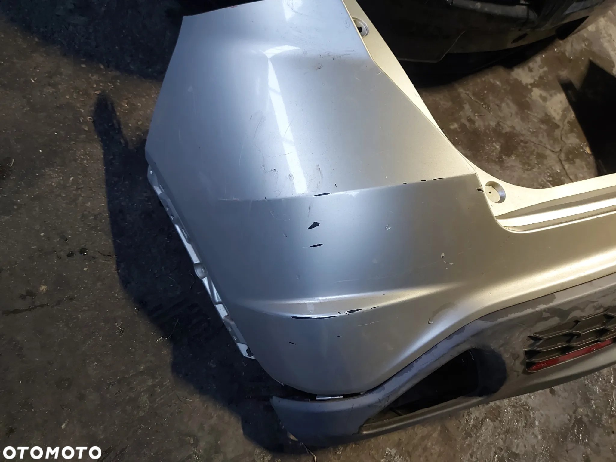 Zderzak tył tylny Honda Civic VIII Ufo HB - 8