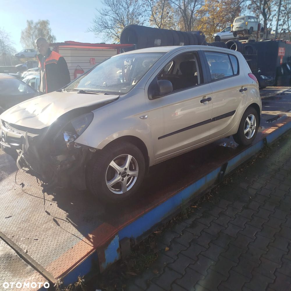 Hyundai I20  na części . - 3