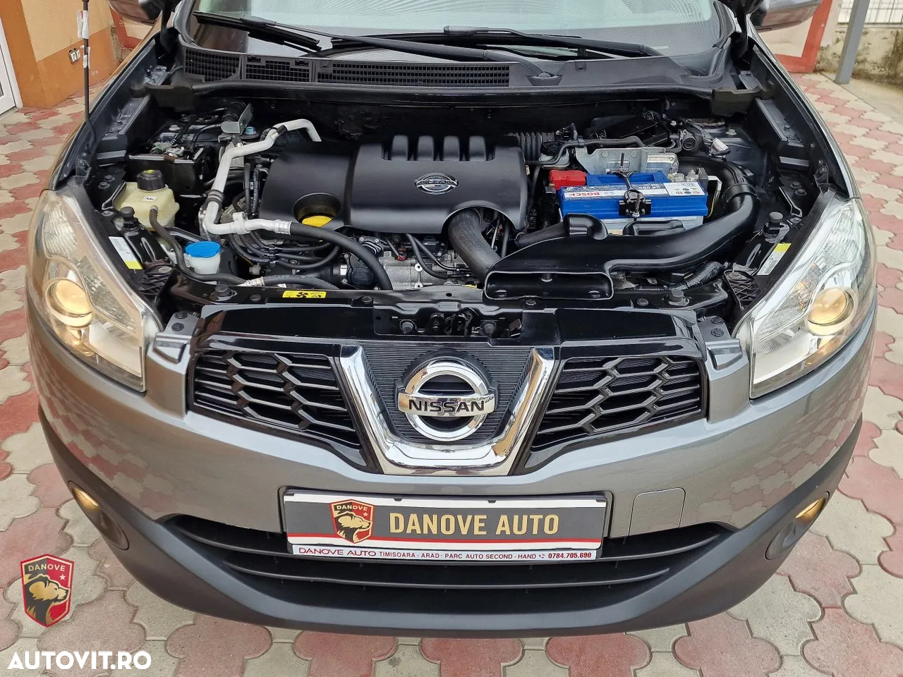 Nissan Qashqai 2.0 DCI 4 x 4 DPF Aut acenta - 24