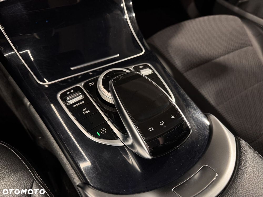 Mercedes-Benz Klasa C - 23