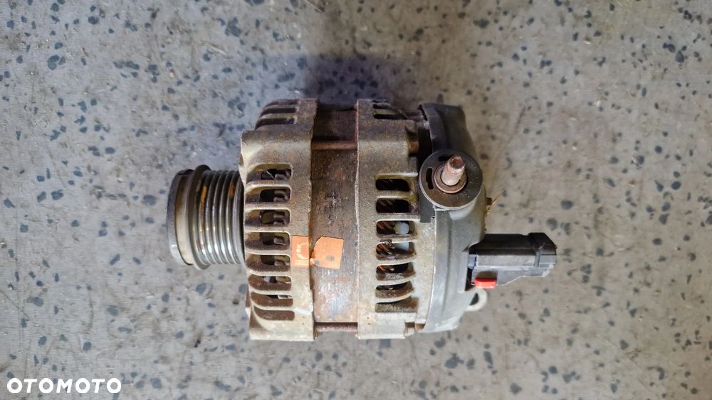 CHRYSLER VOYAGER IV 3.3 V6 ALTERNATOR - 1