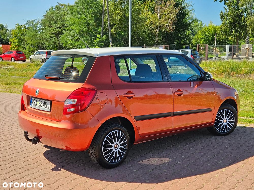 Skoda Fabia 1.2 HTP Cool Colour Edition - 19