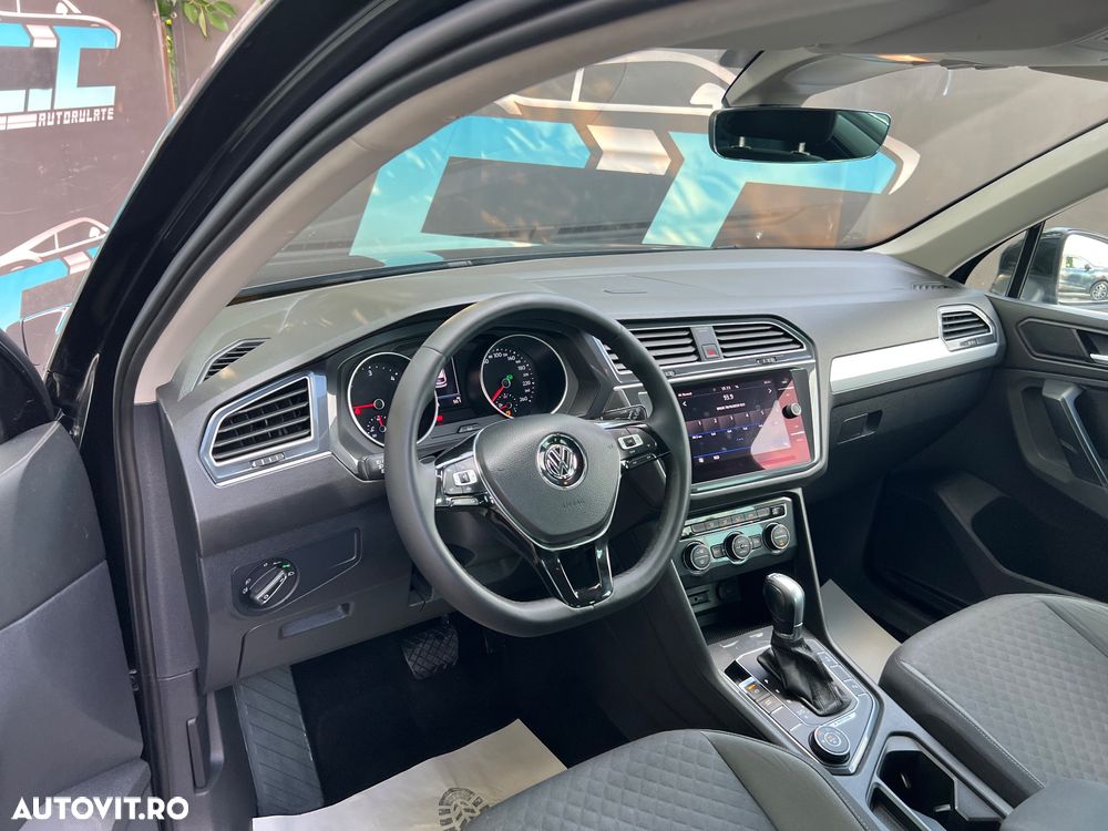 Volkswagen Tiguan 2.0 TDI SCR 4MOTION DSG R-Line - 9