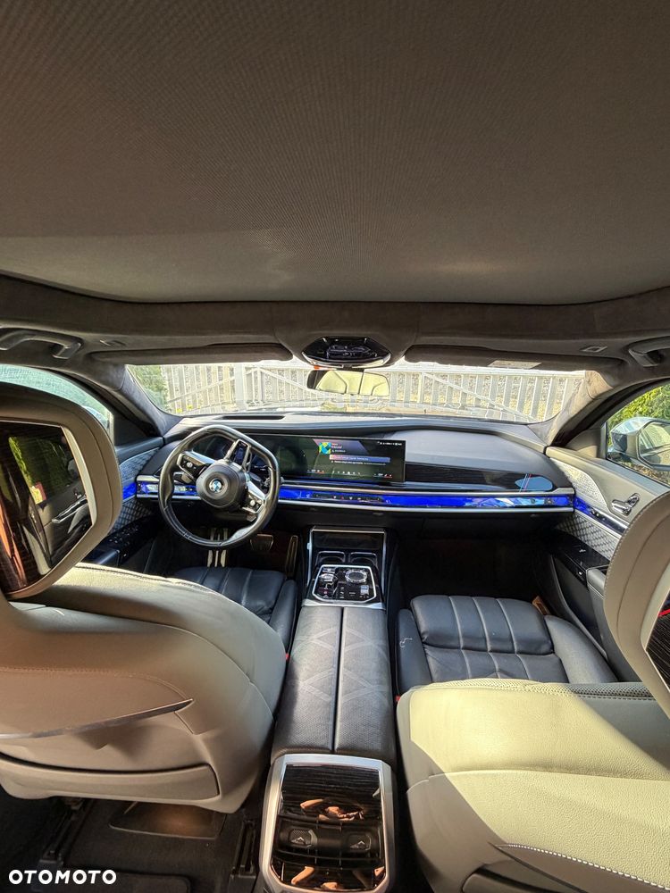 BMW Seria 7 - 22