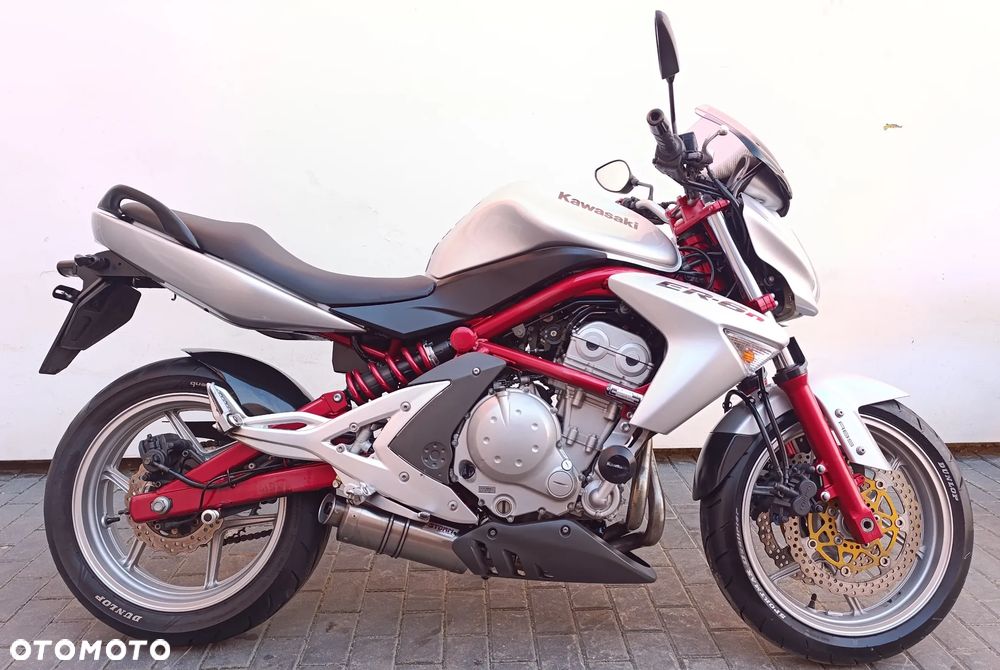 Kawasaki ER - 7