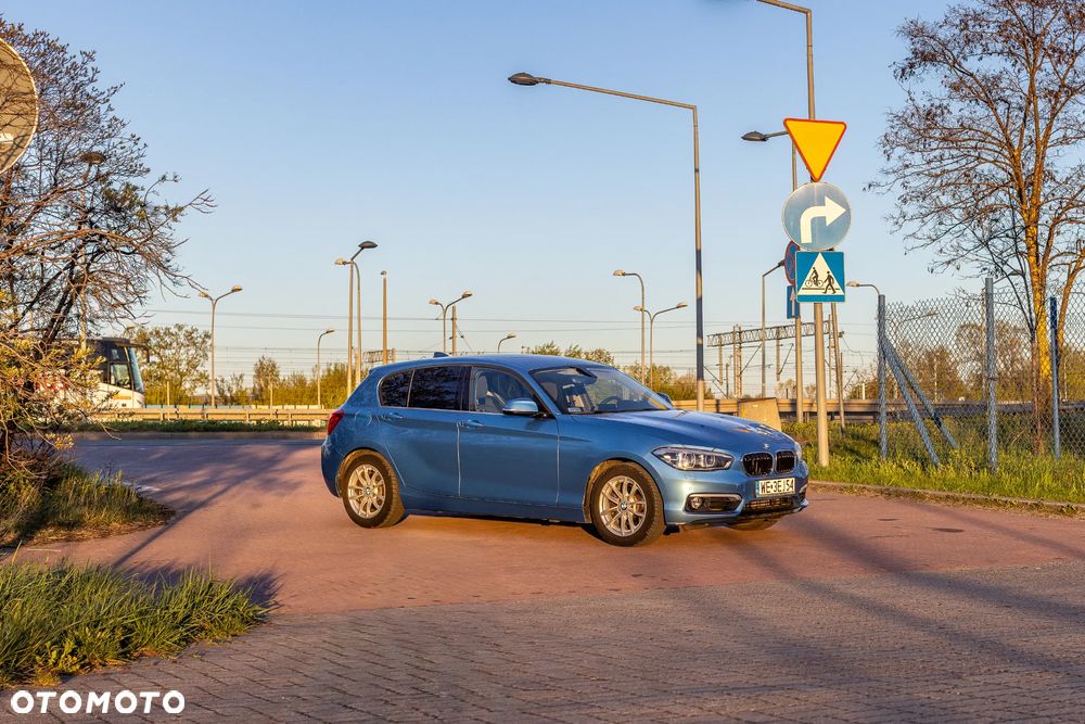 BMW Seria 1 120i Advantage - 30