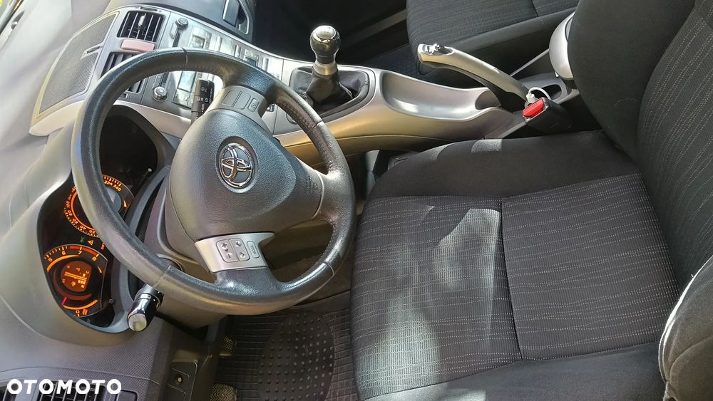Toyota Auris 1.6 VVT-i Prestige - 12