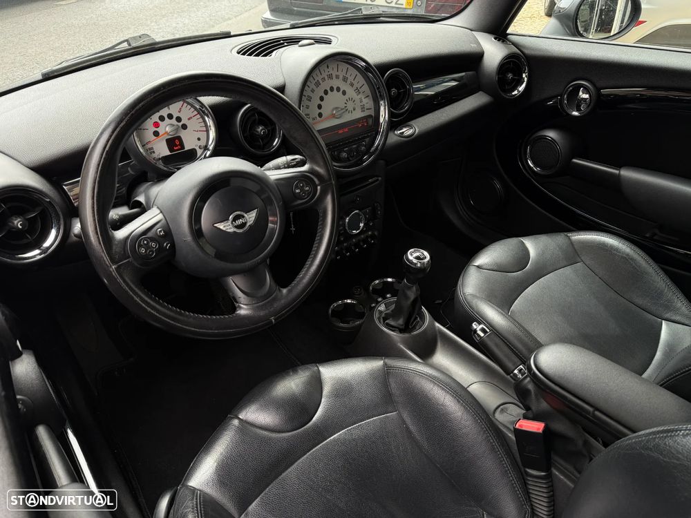 MINI 3 Portas One D - 5