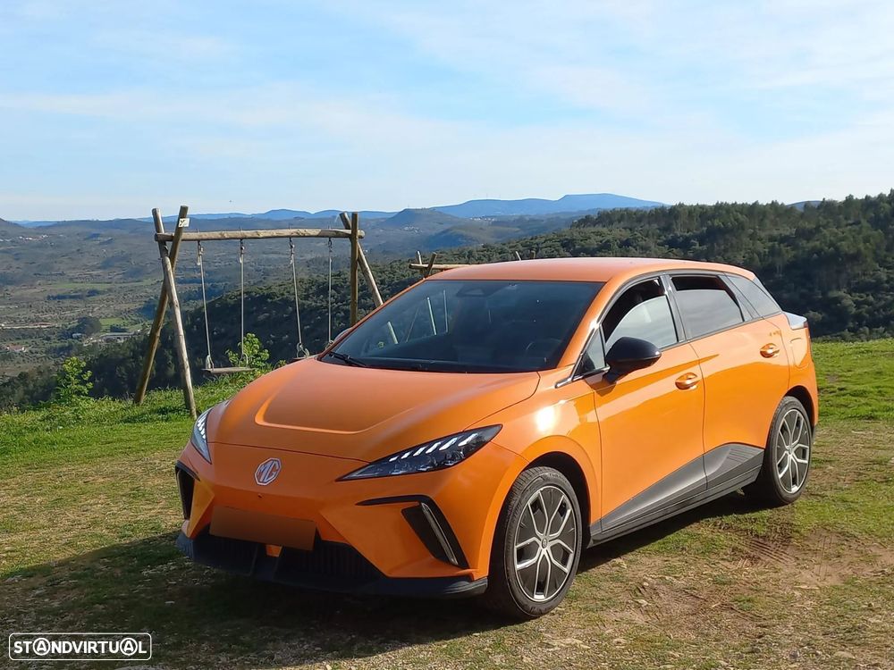 MG MG4 64 kWh Luxury - 53