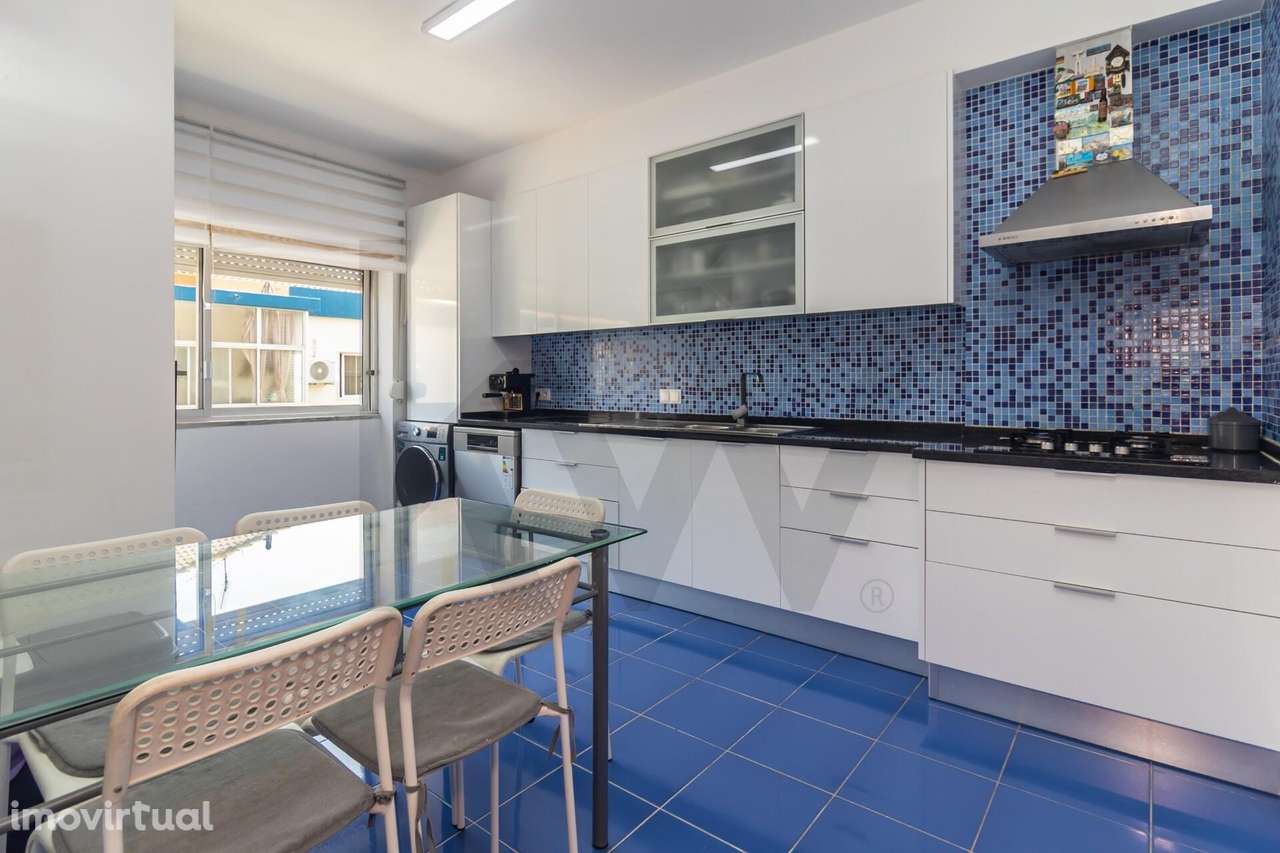 Apartamento T3 com Suite – Rua Agostinho Neto, Alhos Vedros – 287.500, - Grande imagem: 2/36