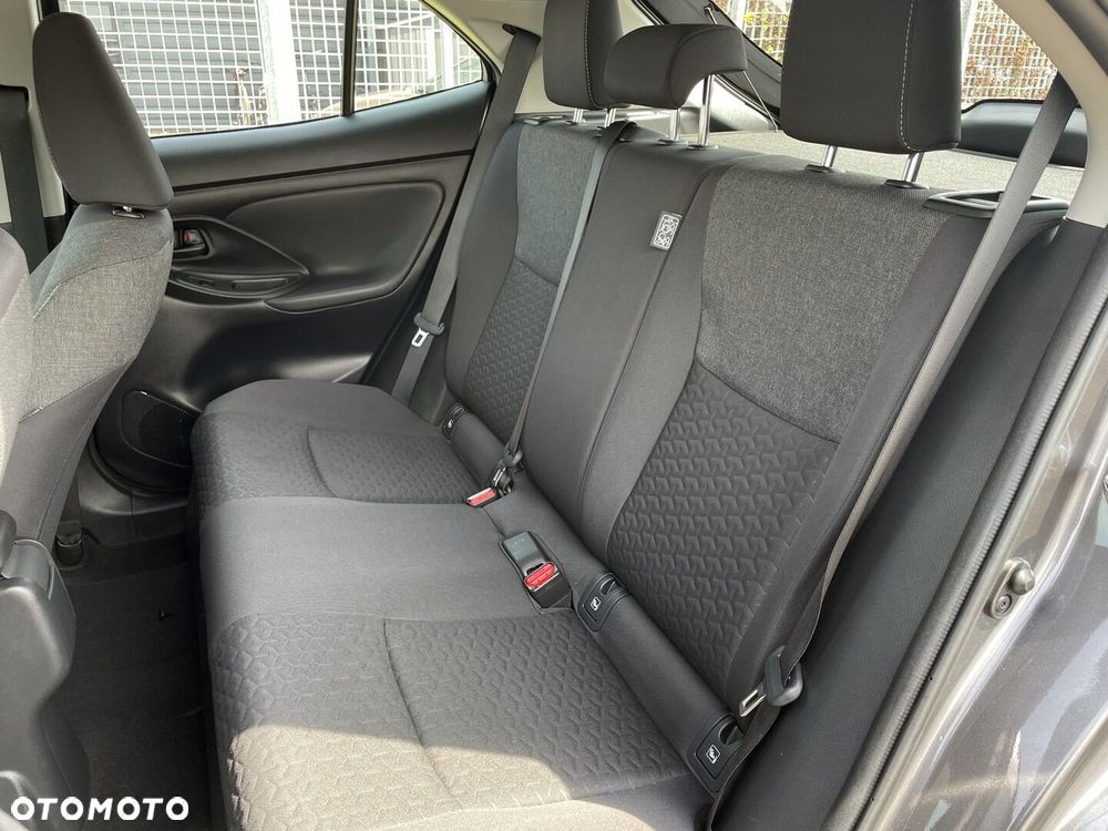 Toyota Yaris Cross Hybrid 1.5 Comfort - 12