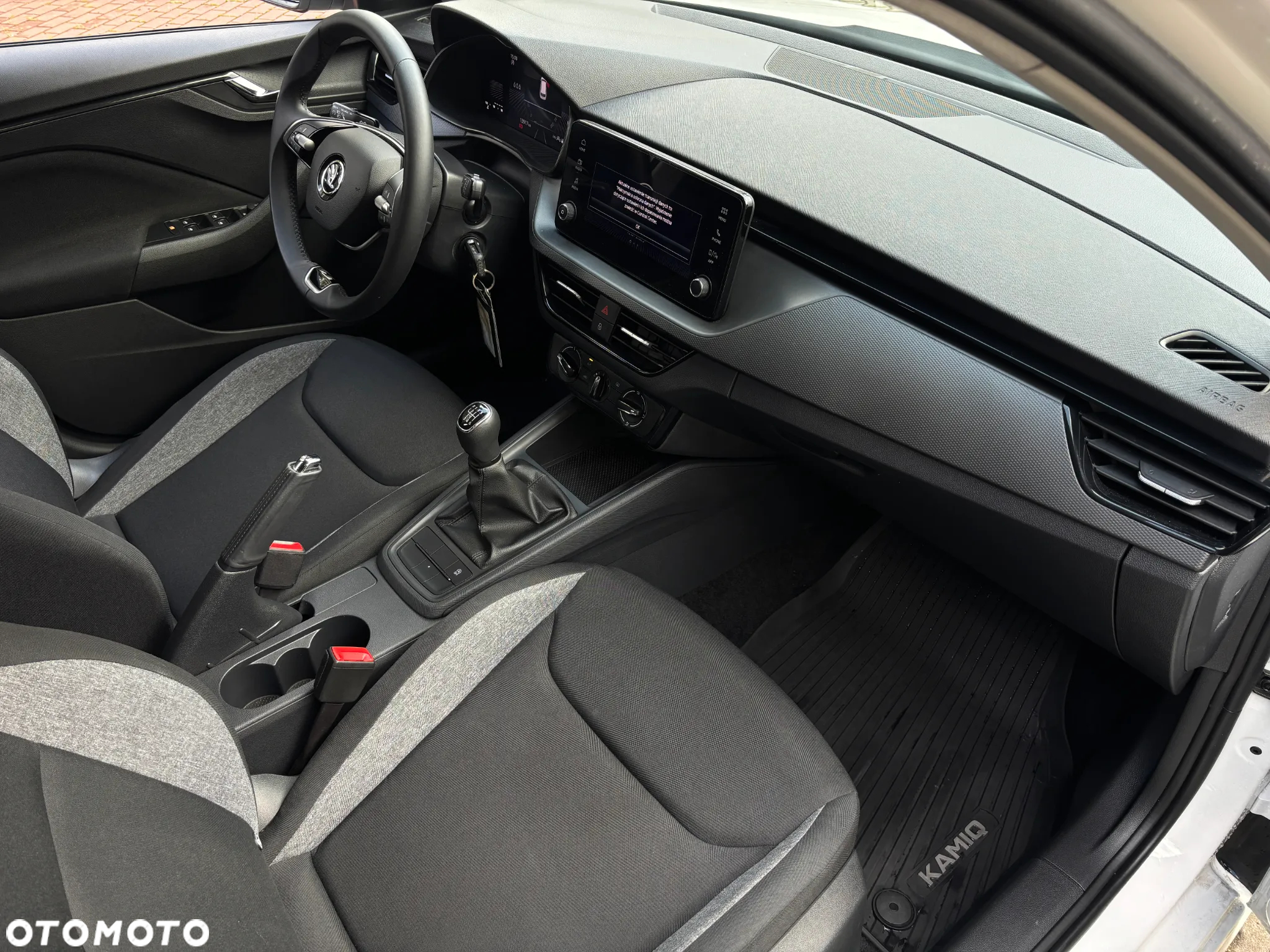 Skoda Kamiq 1.0 TSI Essence - 27