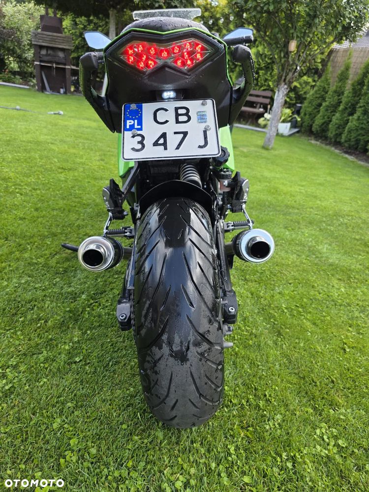 Kawasaki Ninja 1000 SX - 12