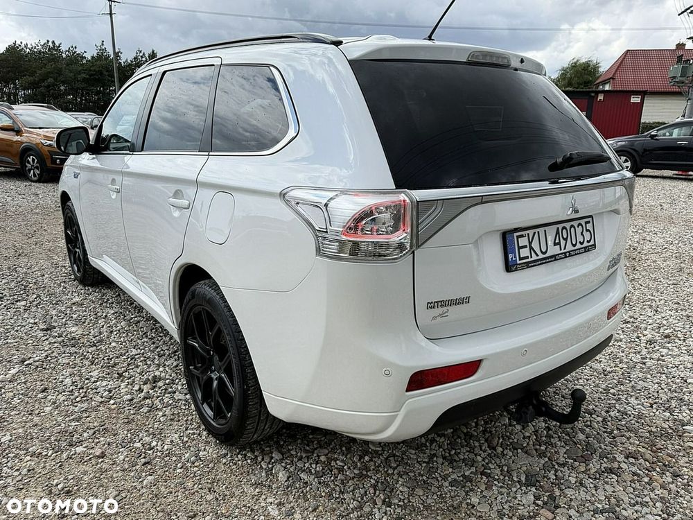 Mitsubishi Outlander - 7