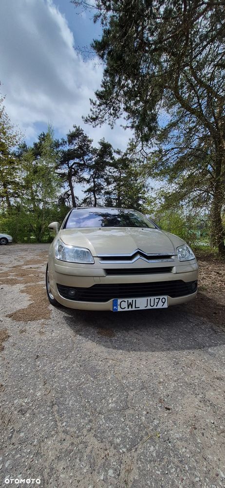 Citroën C4 1.6 16V Style - 5