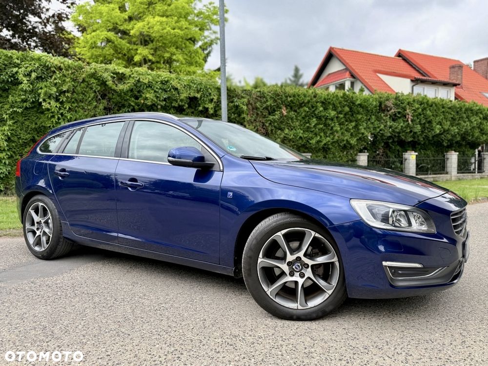 Volvo V60 D4 Ocean Race - 11