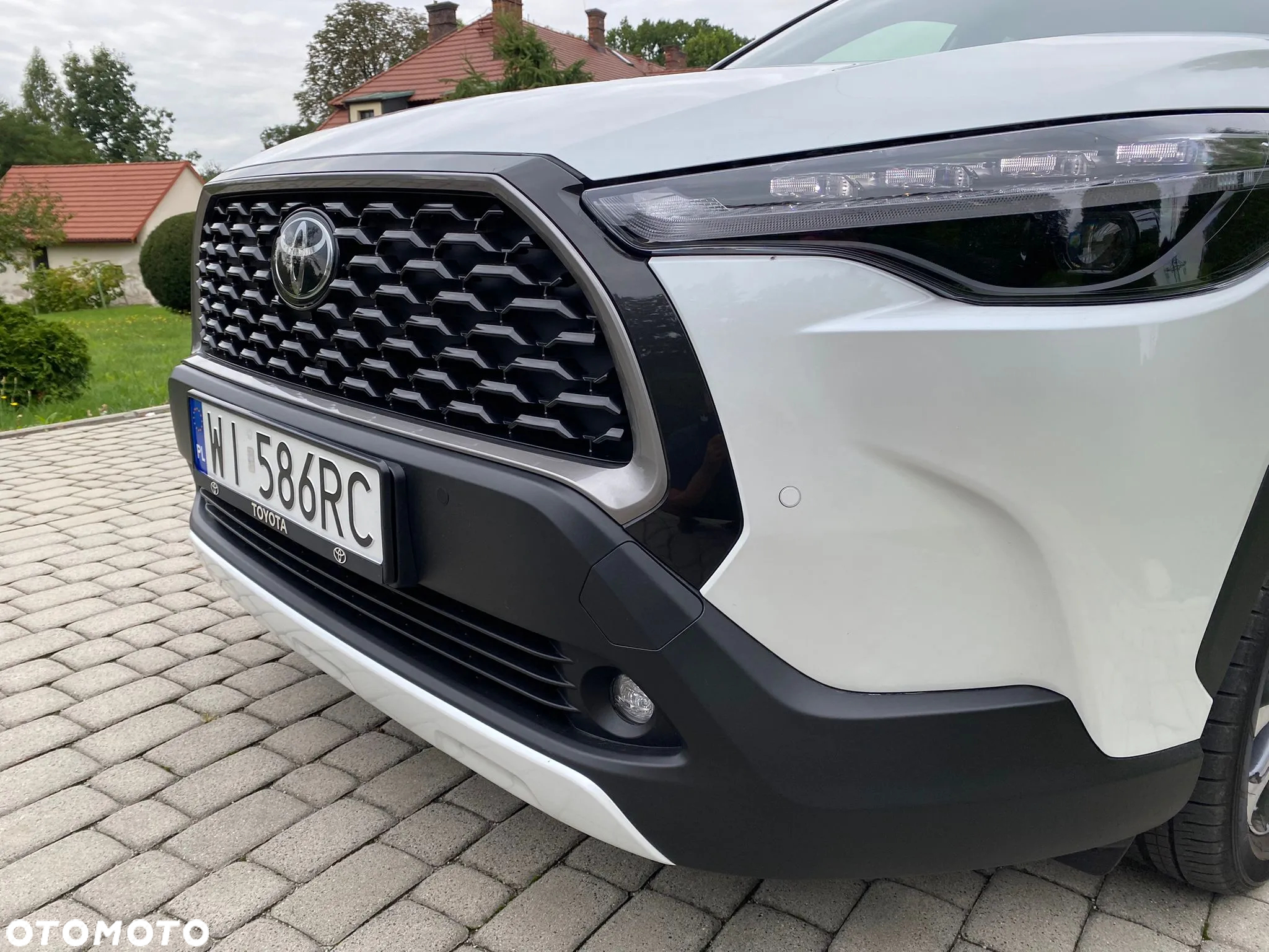 Toyota Corolla Cross 2.0 Hybrid Style - 17