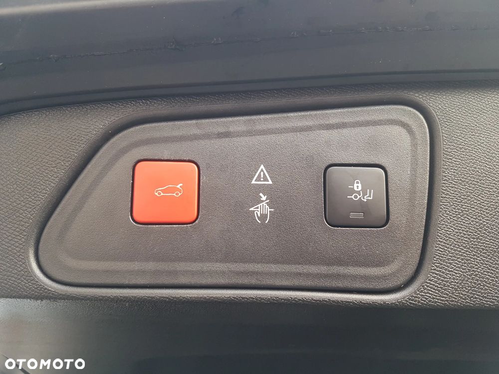 Peugeot 3008 BlueHDi 130 Stop & Start EAT8 GT - 10