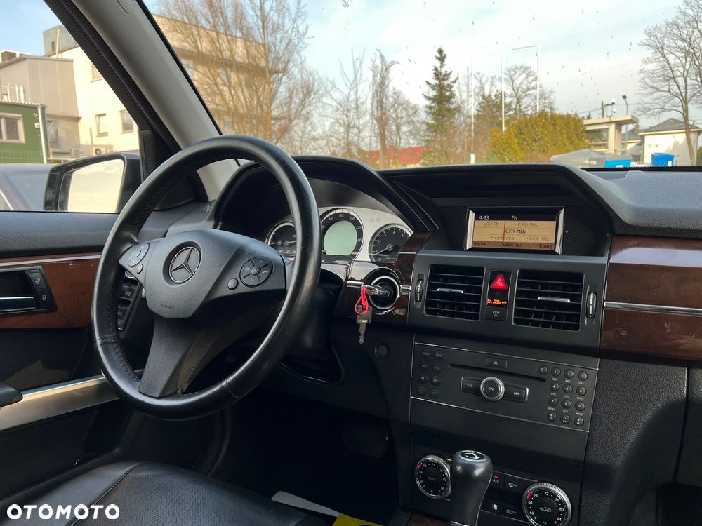 Mercedes-Benz GLK - 22