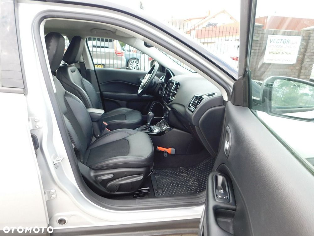 Jeep Compass 1.3 T-GDI I4 Automatik S - 9