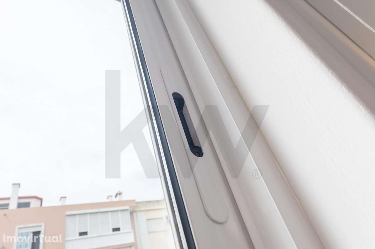 Apartamento T2 no Seixal – O encontro perfeito entre o Conforto e a Co - Grande imagem: 5/40