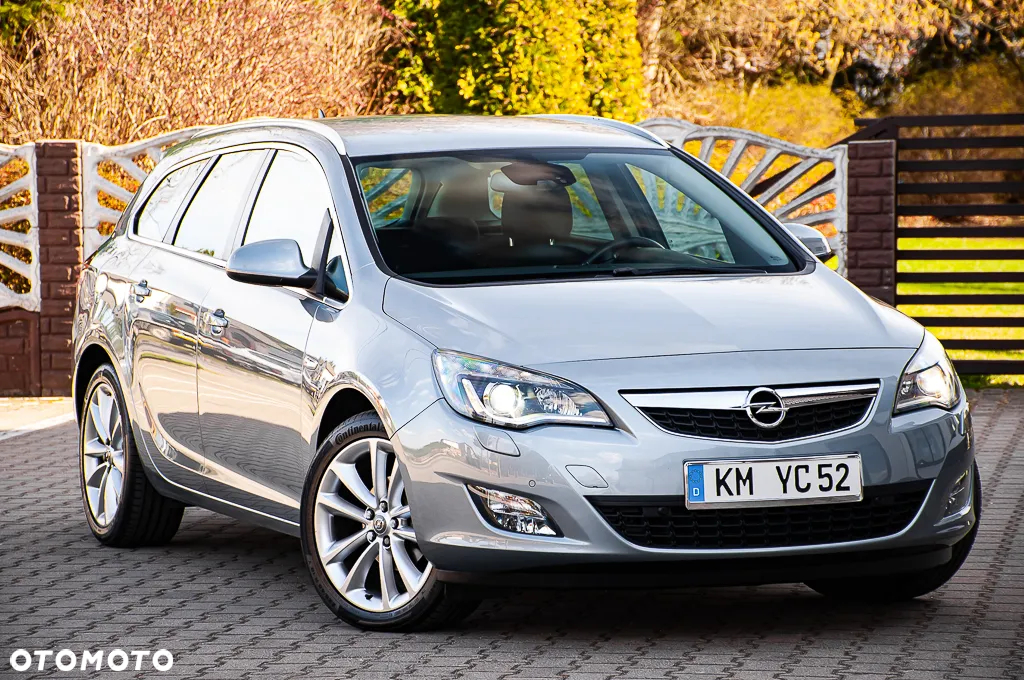 Opel Astra 1.4 Turbo Cosmo - 13
