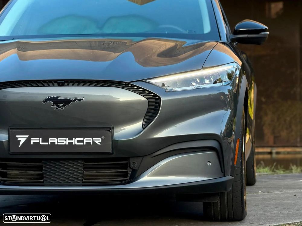 Ford Mustang Mach-E 75.7 kWh Premium AWD - 21