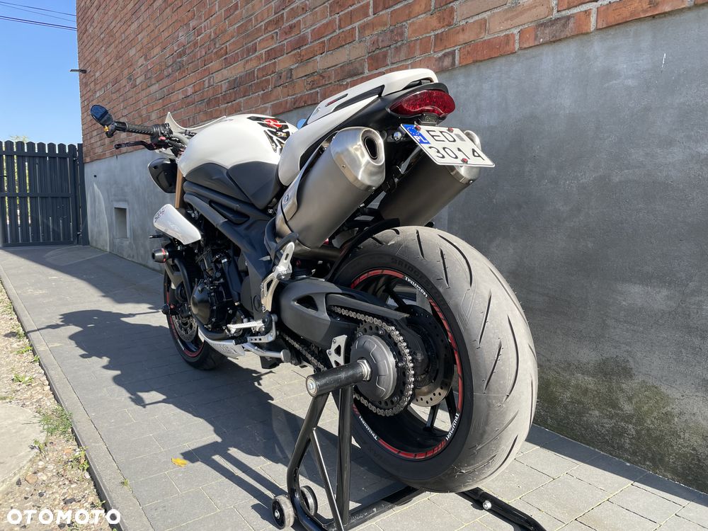 Triumph Speed Triple - 2