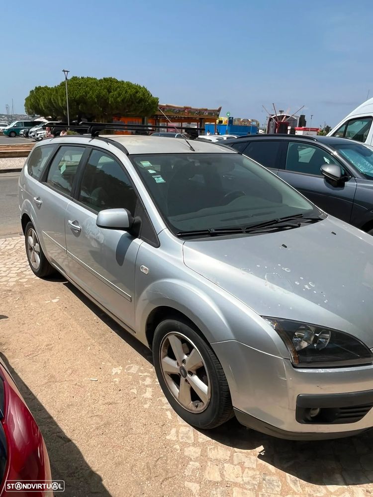 Ford Focus SW - 12