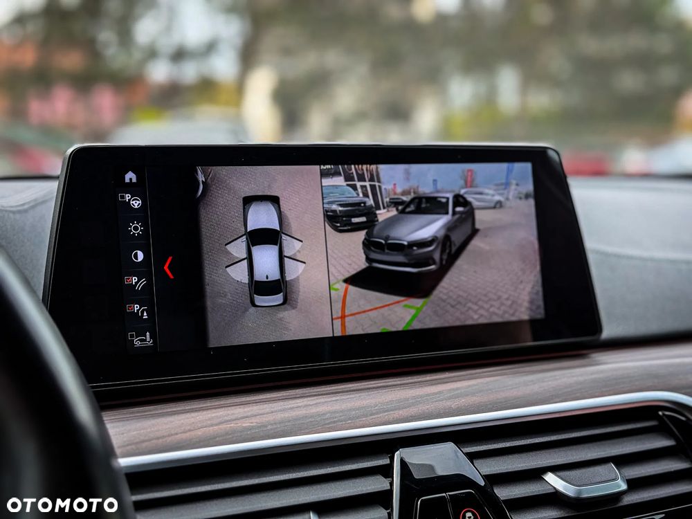 BMW Seria 5 520d xDrive M Sport Edition - 14